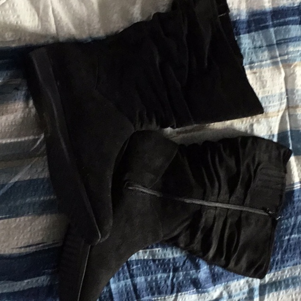 Comfort View Black Boots size 9WW